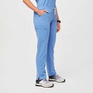FIGS Women’s Yola Elastic Waistband Skinny Scrub Pants in Ciel Blue Size S